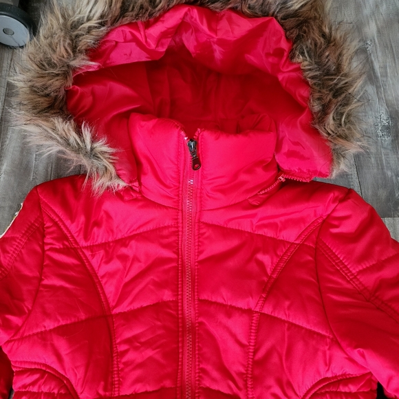 New Rampage red faux fur hooded puffer jacket sz M - Picture 4 of 5